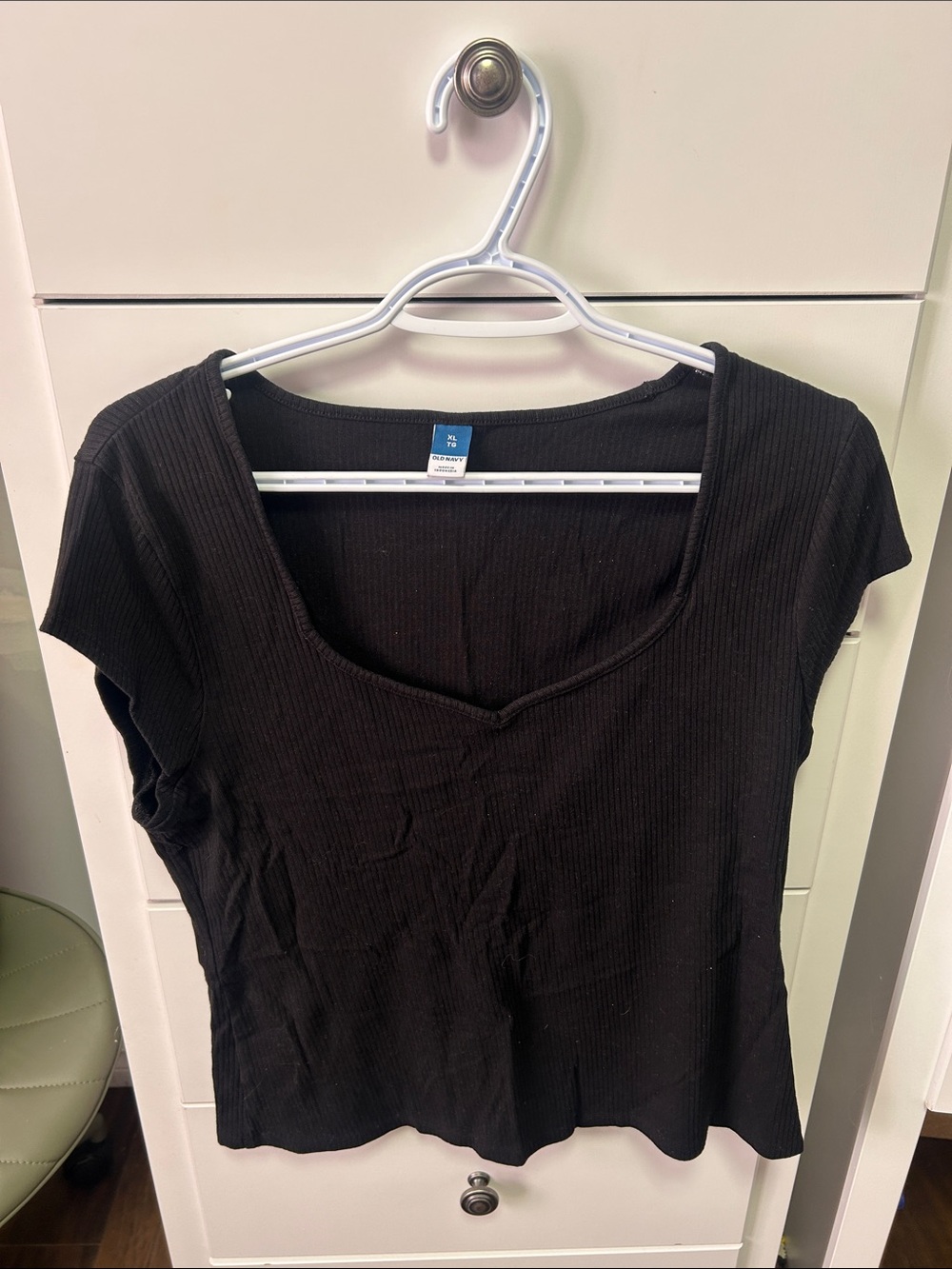 Old Navy Black Ribbed Scoop Crop Top